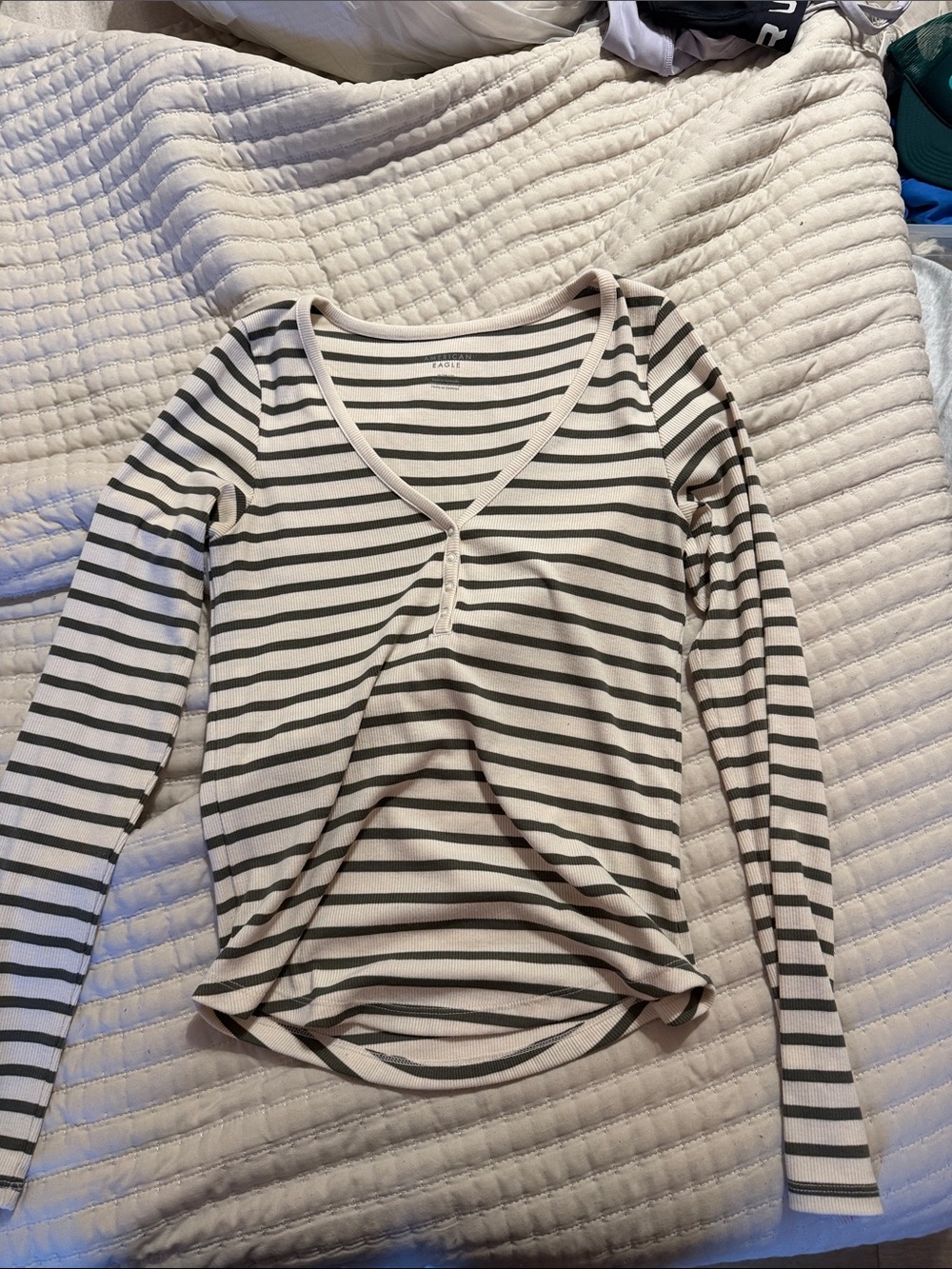 American Eagle Outfitters Striped Long-Sleeve Henley - White & Gray